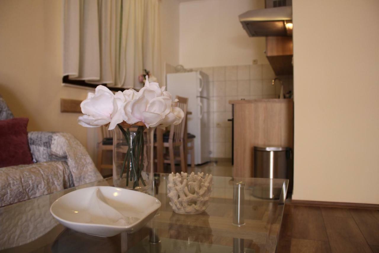 Studio Apartman Ana Шибеник Экстерьер фото